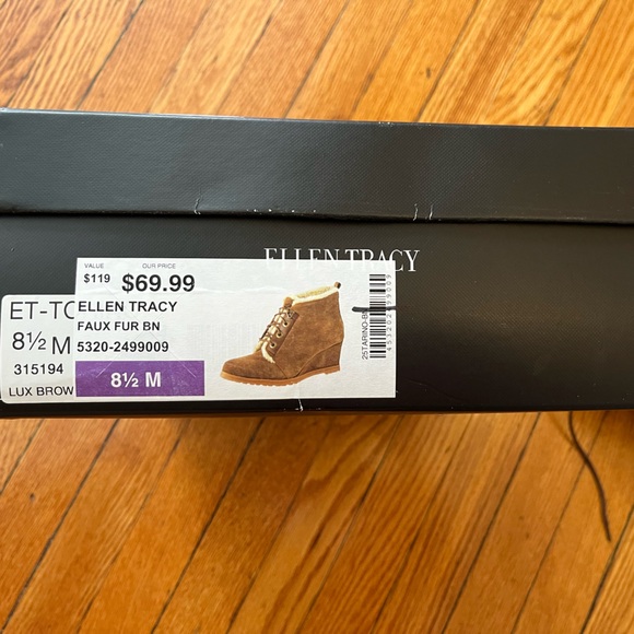 Stylish Ankle Boots - Picture 6 of 6